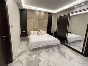 2 bedrooms, iron/ironing board, WiFi, bed sheets - BRAND NEW hotel-like apartment near US Embassy (Amman)