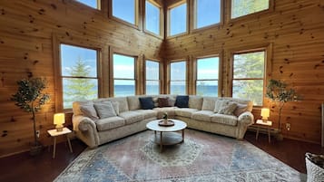 Télévision, cheminée