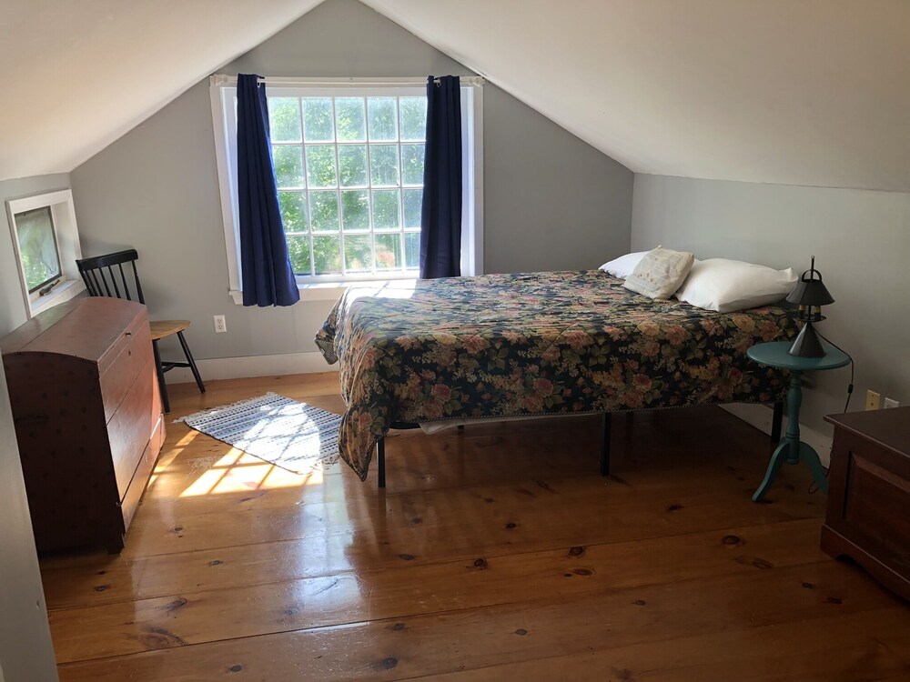 Creekside Farmhouse Cazenovia Vrbo