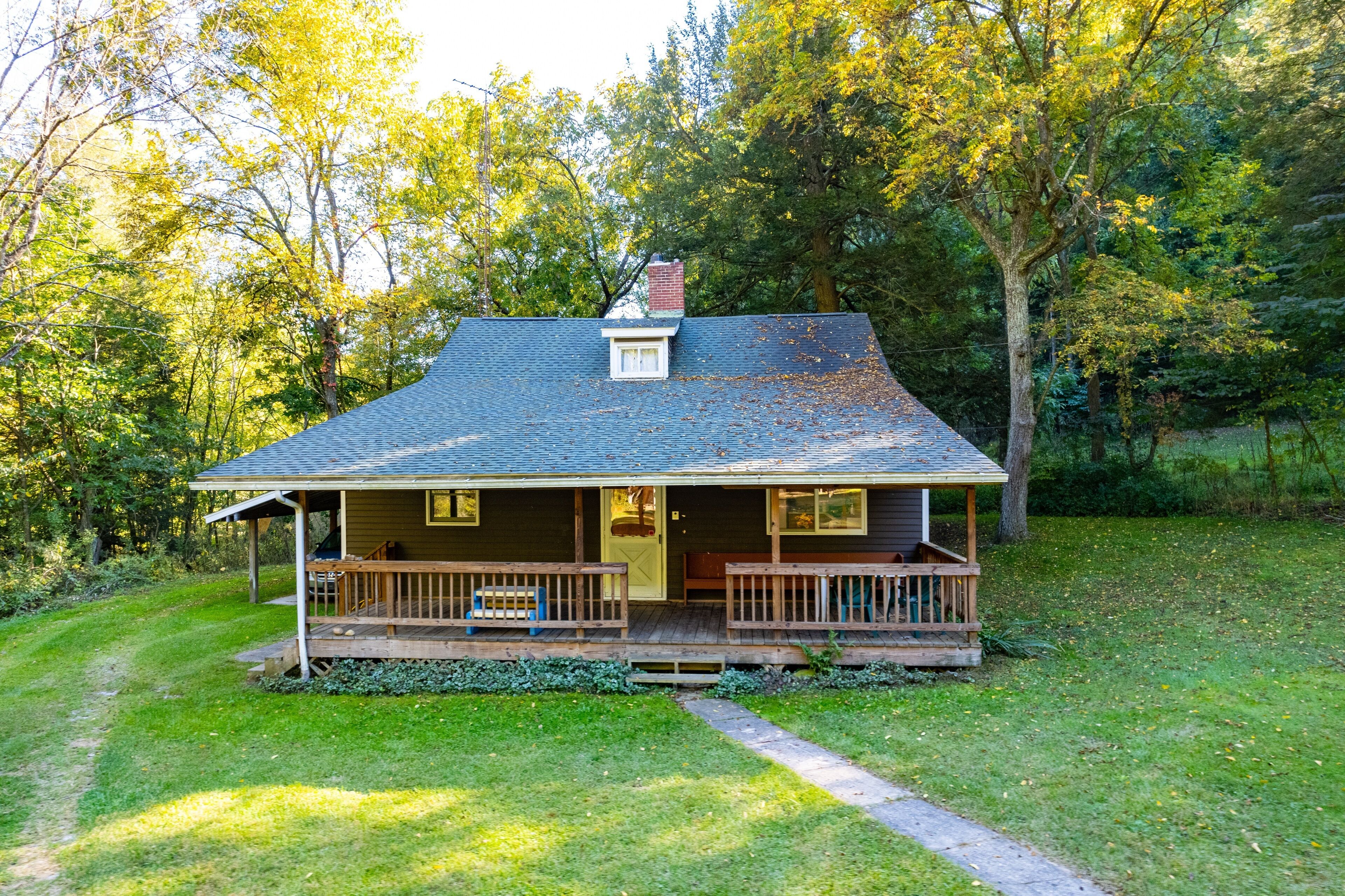 Hunter's Cottage Near Creek with Firepit + Hiking