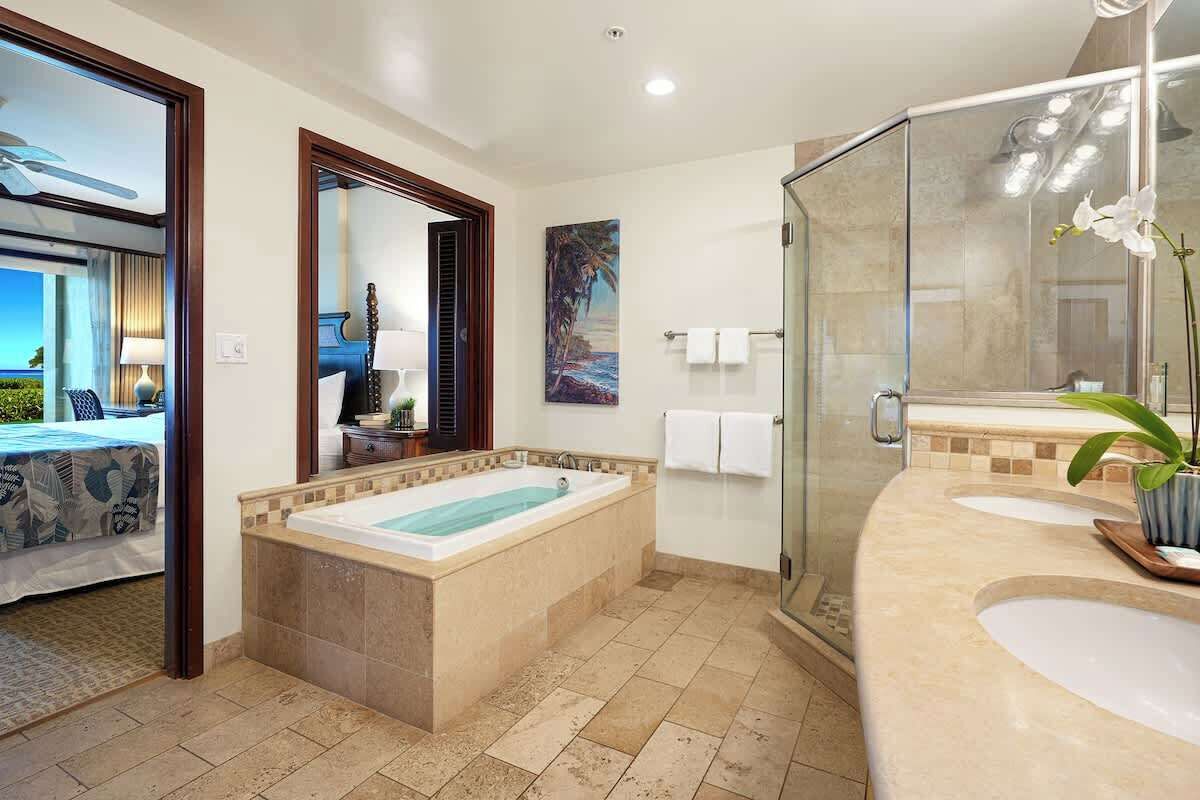 Shower, hair dryer, towels, shampoo