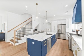 Fridge, microwave, oven, stovetop - Holiday Availability! Private Pool! Electric 6 Seater LSV! 5 Adult Bikes! (Santa Rosa Beach)