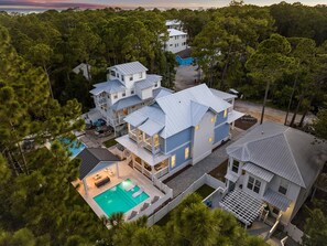 Exterior - Holiday Availability! Private Pool! Electric 6 Seater LSV! 5 Adult Bikes! (Santa Rosa Beach)