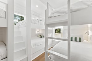 5 habitaciones, tabla de planchar con plancha y wifi gratis