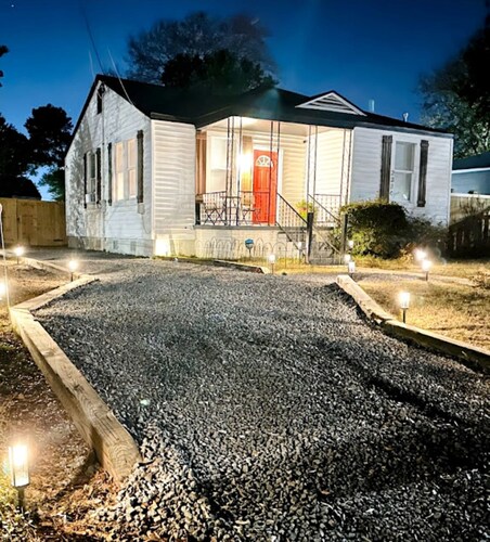 Cozy home, close to dining, entertaining, military bases, beaches and more.