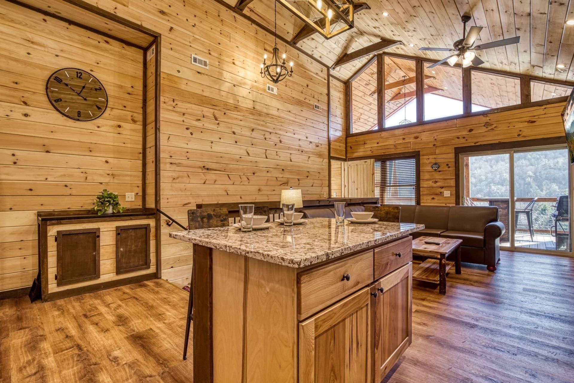 Cabin, 2 Bedrooms | Private kitchen | Fridge, oven, coffee/tea maker, toaster