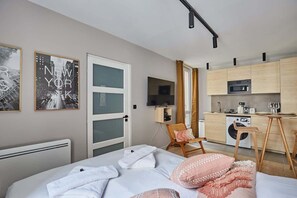 Immagine non classificata, 2 di 12, pulsante