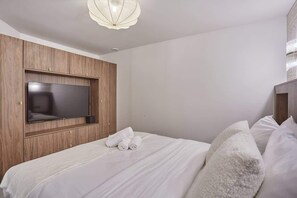 1 dormitorio, tabla de planchar con plancha, wifi gratis y ropa de cama
