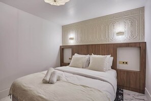 1 chambre, fer et planche à repasser, Wi-Fi gratuit, draps fournis