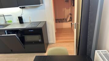 Apartment | Private kitchen | Fridge, microwave, oven, stovetop