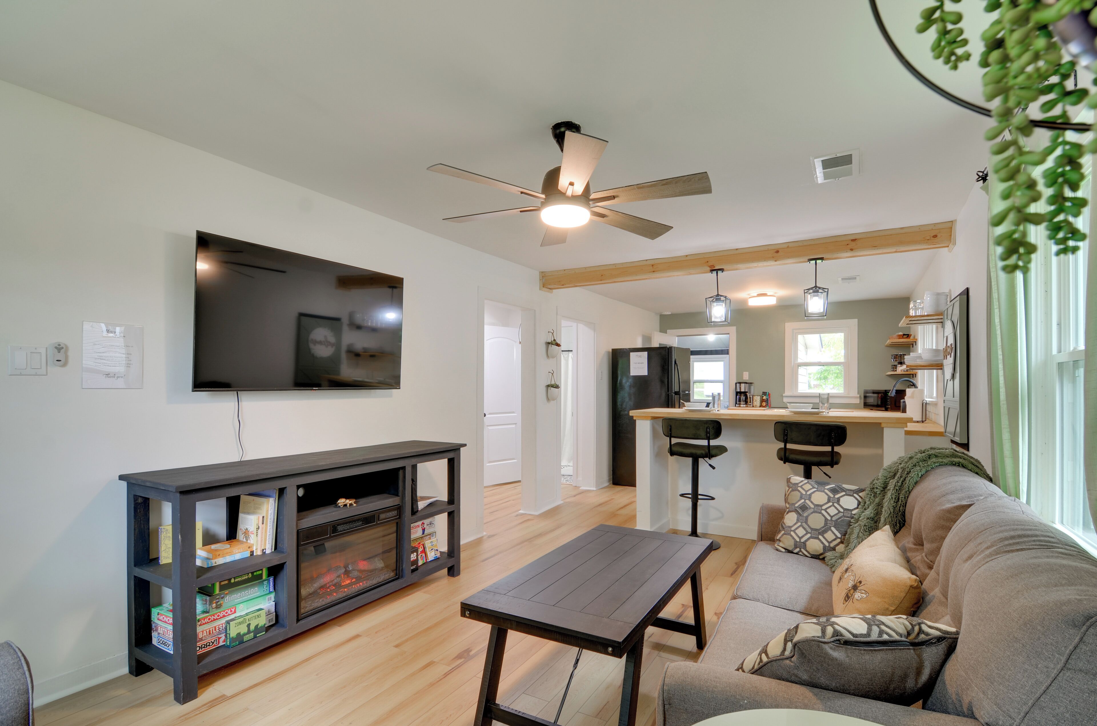 House (4 Bedrooms) | Interior