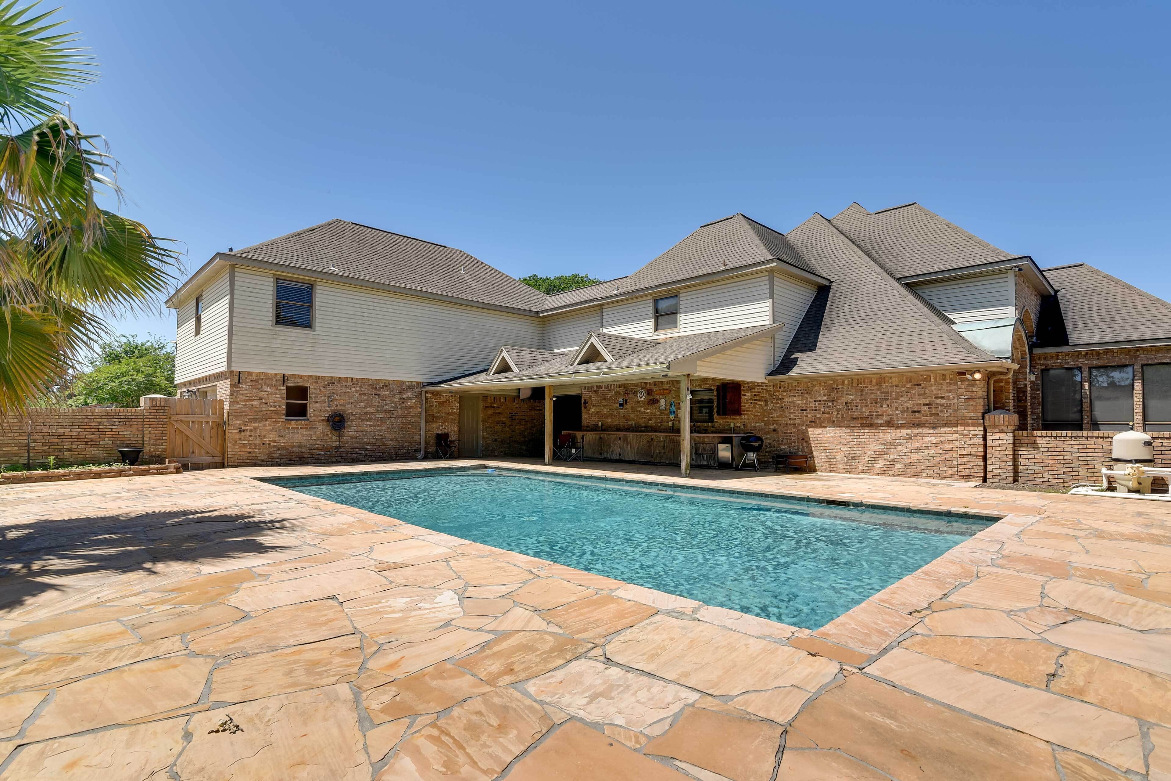 حمّام سباحة خارجي