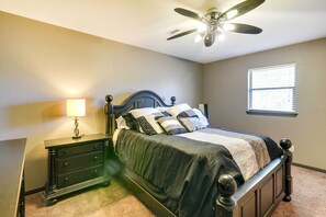 House (4 Bedrooms) | Interior - Expansive Texas City Retreat ~ 16 Mi to Galveston! (Texas City)