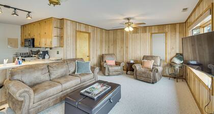 Scenic Views & Yard: Mississippi River Retreat!