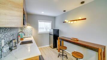 Apartment (0 Bedroom) | Interior