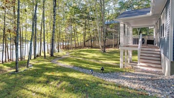 ุงูู
ูุดุฃุฉ ู
ู ุงูุฏุงุฎู