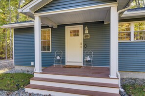 Interior - Maine Waterfront Home w/ Fire Pit & Scenic Views! (Alfred)
