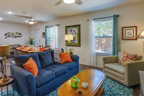 House (3 Bedrooms) | Interior - Game Room + Walk to Beach: Gun Barrel City Gem! (Mabank)