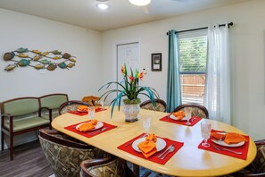 House (3 Bedrooms) | Interior - Game Room + Walk to Beach: Gun Barrel City Gem! (Mabank)