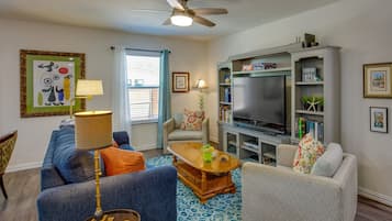 Rumah (3 Bedrooms) | Bagian depan properti