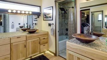Rumah (3 Bedrooms) | Interior