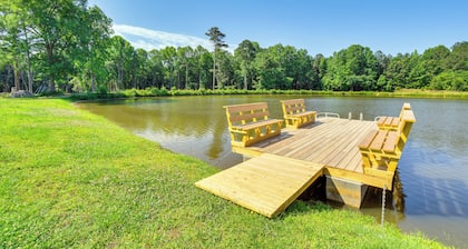 Waterfront Benson Retreat: Rescue Farm w/ a Lake!