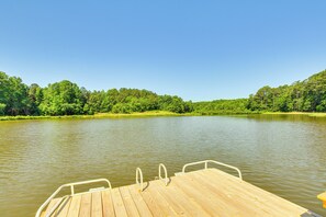 House (2 Bedrooms) | Interior - Waterfront Benson Retreat: Rescue Farm w/ a Lake! (Benson)