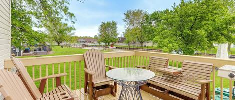 House (3 Bedrooms) | Depan hartanah