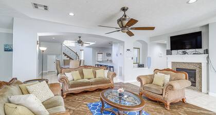 Elegant Houston Home w/ Gazebo & Game Room!