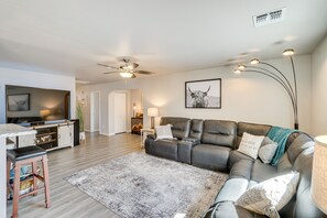 TV, DVD player - Gold Canyon Vacation w/ Private Patio & Fire Pit! (Gold Canyon)