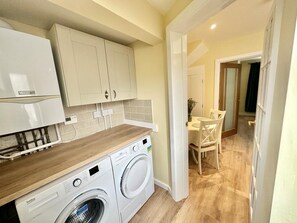 Interior - Pembroke Dock Hidden Gem - Pass the Keys (Pembroke Dock)