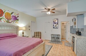 1 bedroom, WiFi, bed sheets