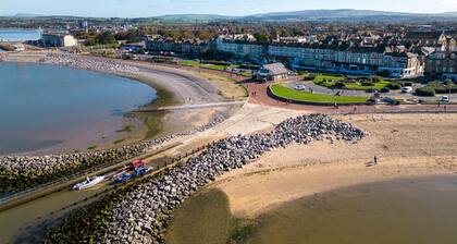 Morecambe Bay Cottage- Hot Tub/ Jacuzzi/sauna