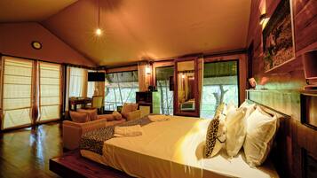 Luxury Tent, 1 Queen Bed, Private Pool, Garden View
