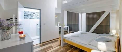 1 camera, Wi-Fi, lenzuola