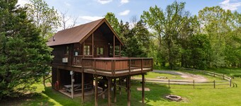 Discover Shenandoah River steps away! Cozy 2-bedroom Luray cabin.