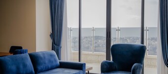 アル-イスティクラル・スイーツ