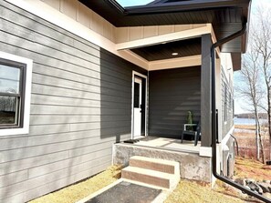 Exterior detail - Stunning Sunrise Home | Waterfront |  Sauna | Views | Dogs | Trail Access (Duluth)
