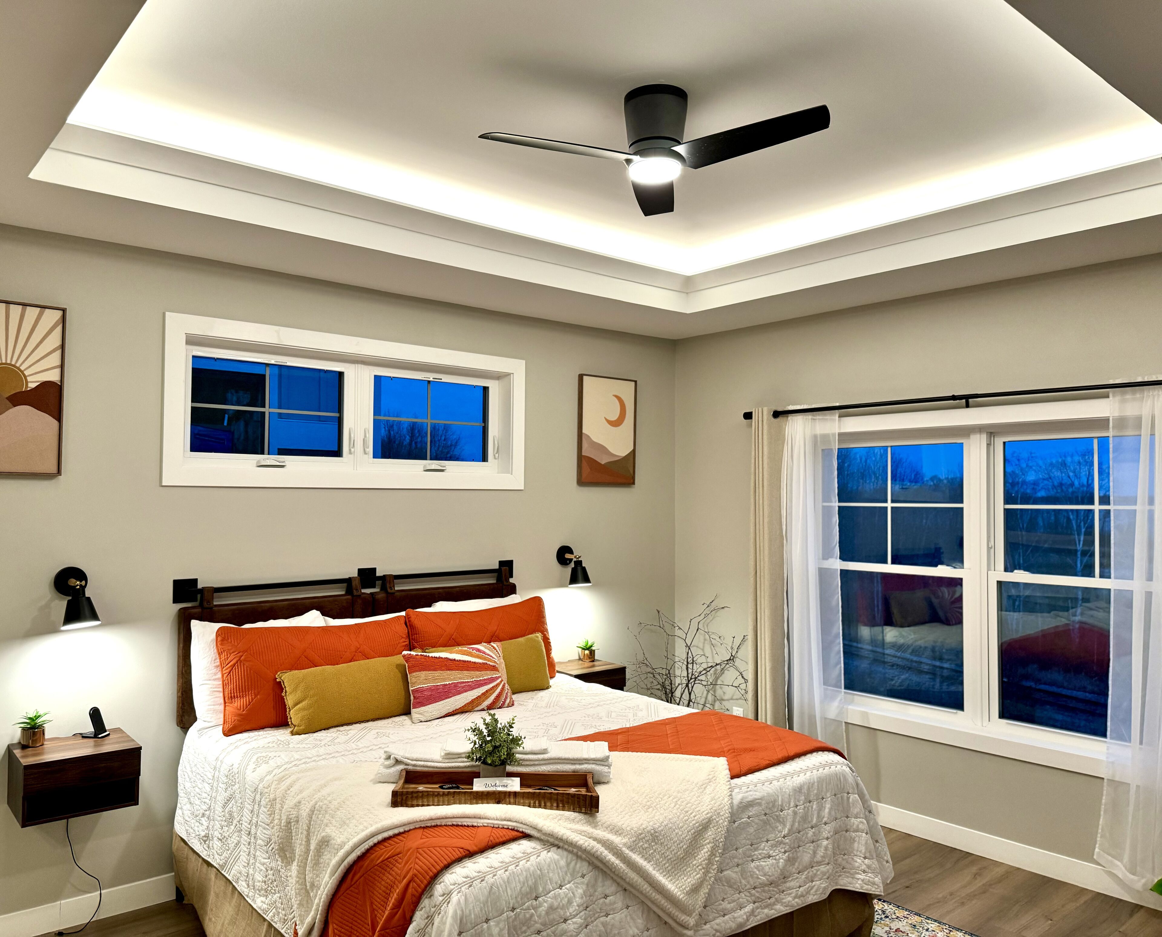 4 soveværelser, skrivebord, strygejern/strygebræt, weekendseng