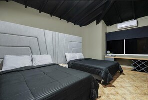 6 bedrooms, iron/ironing board, WiFi, bed sheets - Luxury exclusive Poblado (Envigado)