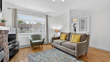 Télévision, cheminée