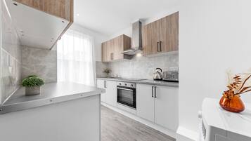 Studio | Eigene Küche | Kühlschrank, Mikrowelle, Ofen, Herdplatte