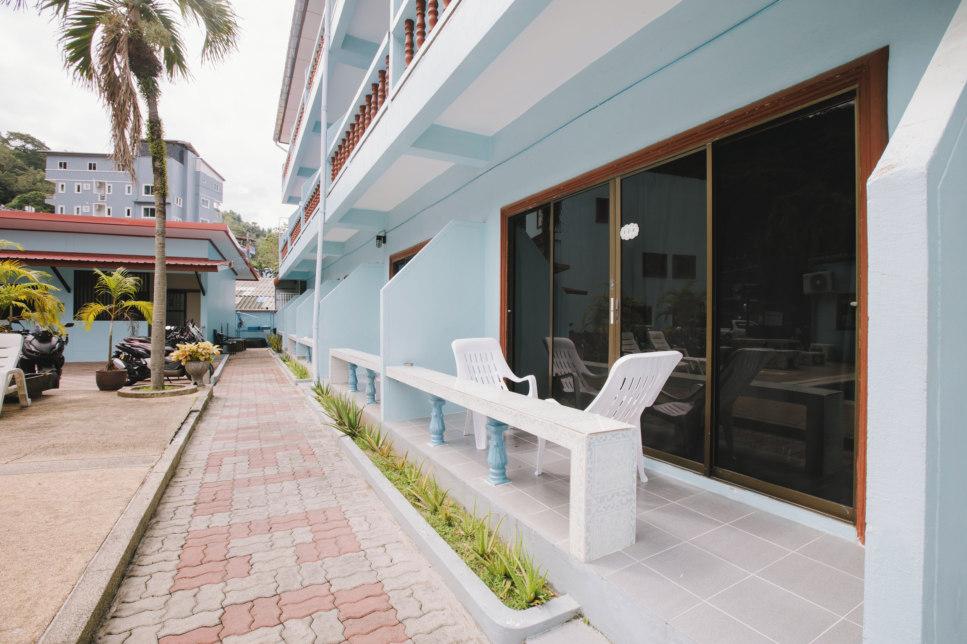 Superior with Pool access | Balcony