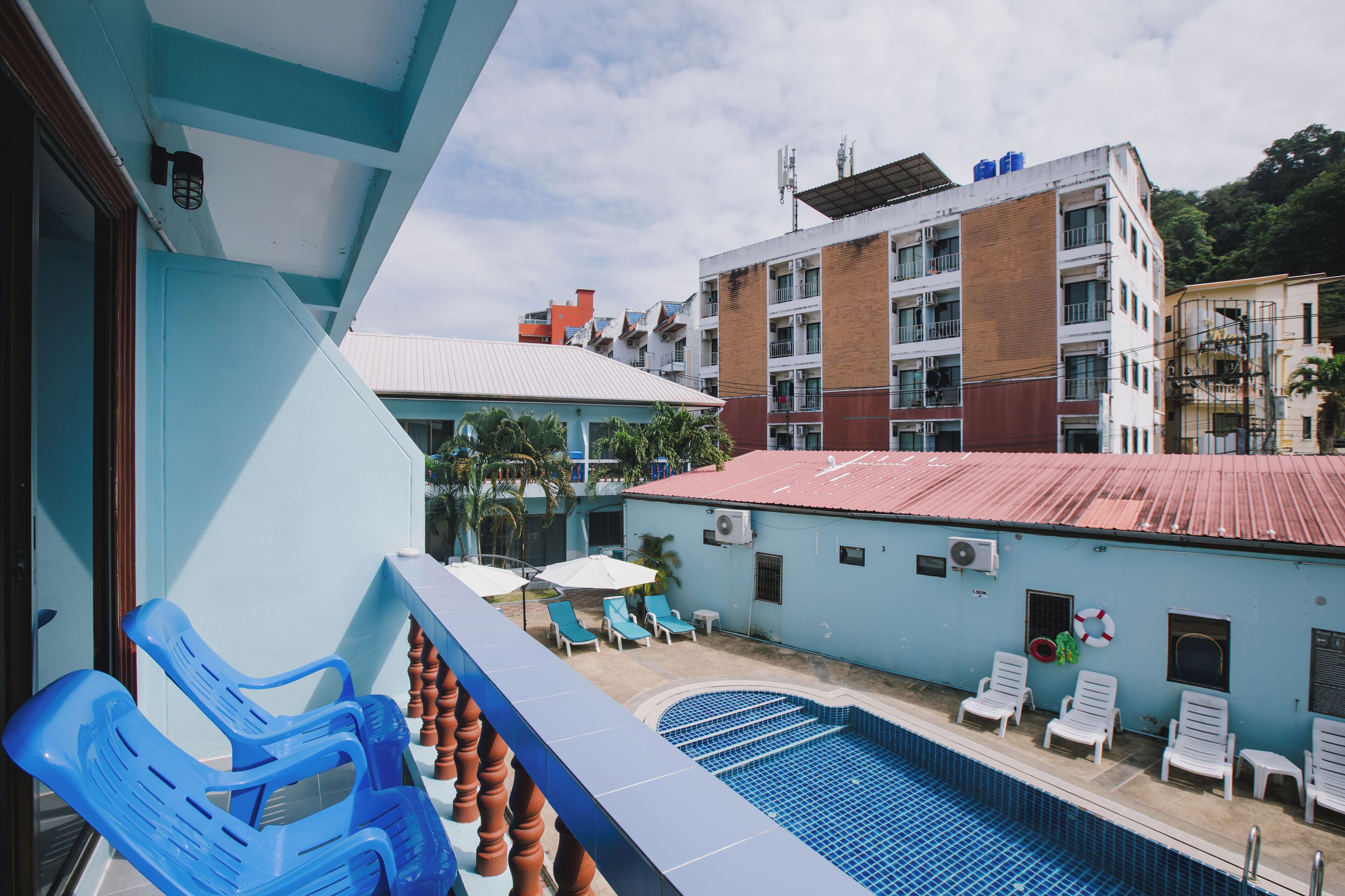 Deluxe with Pool View | View from room