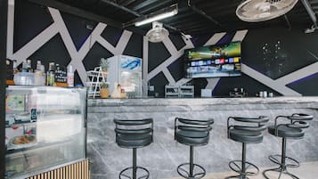 Bar (en el alojamiento)