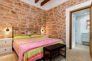 3 Schlafzimmer, Bügeleisen/Bügelbrett, kostenloses WLAN, Bettwäsche