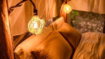 1 habitación y ropa de cama