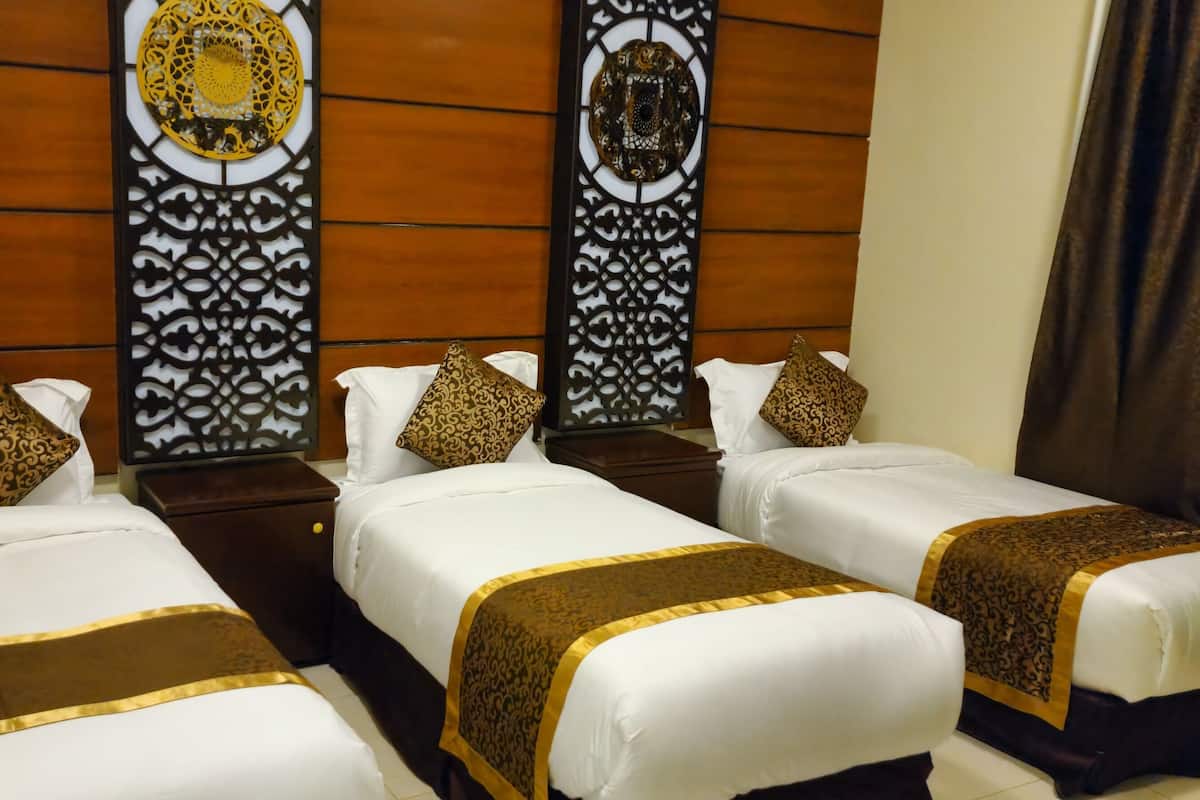 Quadruple Room, 1 Bedroom (With Living Room)