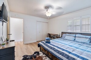 1 غرفة نوم ومكواة/لوح كي وواي فاي وملاءات أسرّة