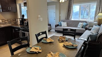 Family House, 2 Bedrooms, Kitchen, Ground Floor | Dining room